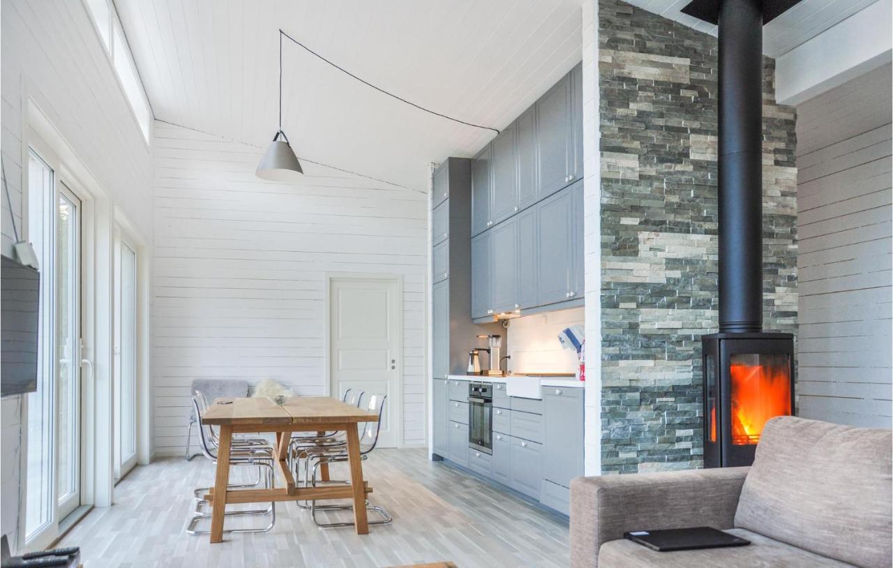 Nice Home In Ornes With House Sea View Eksteriør bilde